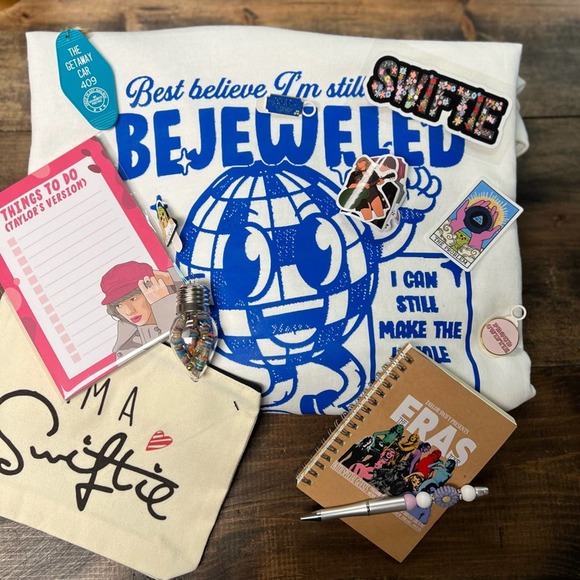 13 Days Of Swiftmas Taylor Swift Inspired Advent Calendar Goodies - Picture 15 of 16